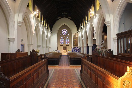 ホーリー トリニティ教会